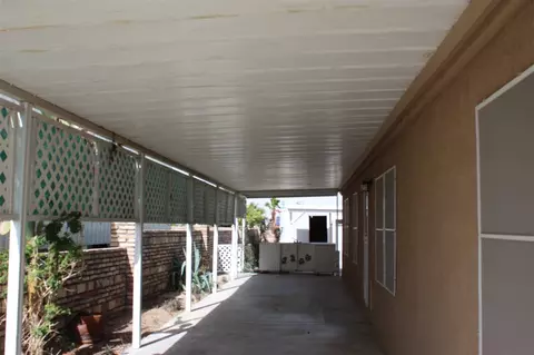 13812 E 46 Dr, Yuma, AZ 85367 photo 2