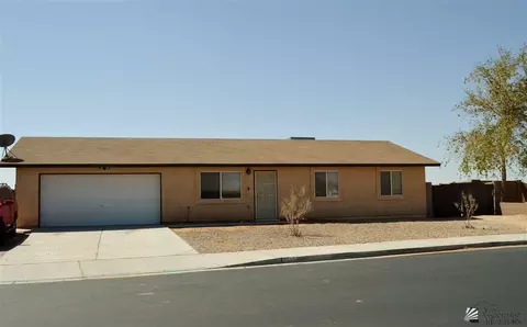 8535 E 39 Pl, Yuma, AZ 85365 photo 1