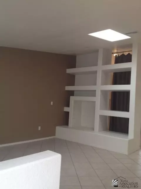 10707 E 34 Pl, Yuma, AZ 85365 photo 2
