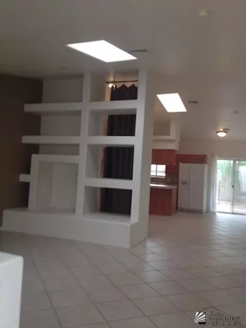 10707 E 34 Pl, Yuma, AZ 85365 photo 3