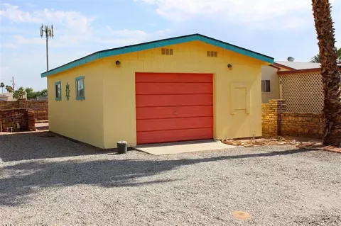 12424 E Brenda Dr, Yuma, AZ 85367 photo 2