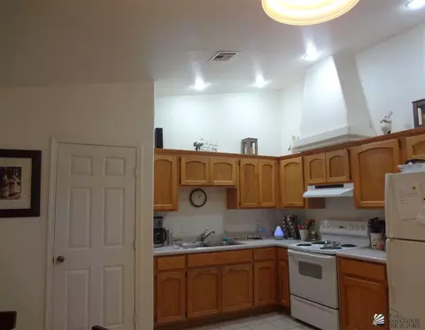9667 E 37 Pl, Yuma, AZ 85365 photo 3