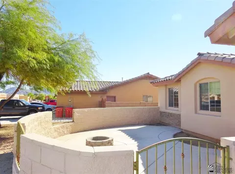 11813 Eclipse Ct, Yuma, AZ 85367 photo 2