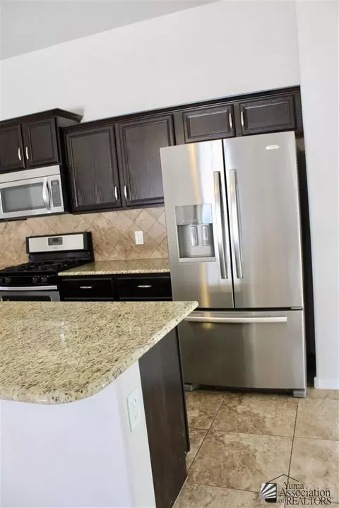 11567 E 35 Pl, Yuma, AZ 85367 photo 3