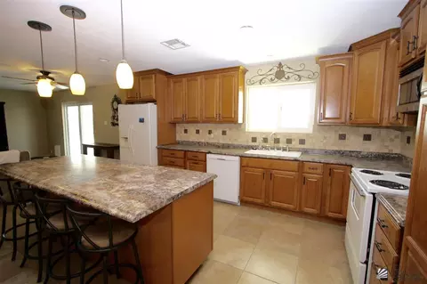 12711 E 34 St, Yuma, AZ 85367 photo 4