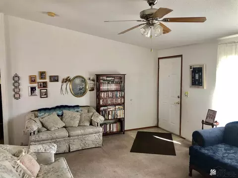 9645 E 37 St, Yuma, AZ 85365 photo 3