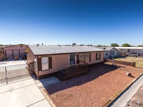 12747 E 44 Dr, Yuma, AZ 85367 photo 1