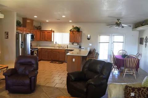 14602 E 53 St, Yuma, AZ 85367 photo 4