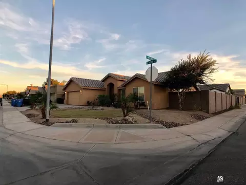 151 E 12 St, Somerton, AZ 85350 photo 3