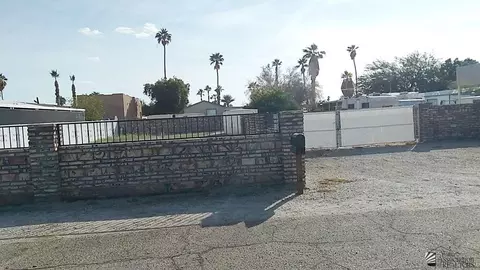 12857 E 34 Pl, Yuma, AZ 85367 photo 2