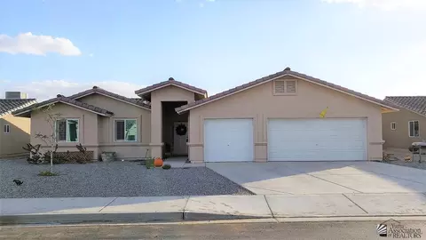 7707 E 41 Ln, Yuma, AZ 85365 photo 2