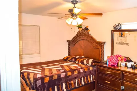 910 E La Mesa St, Yuma, AZ 85365 photo 4