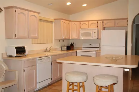 13353 E 55 Ln, Yuma, AZ 85367 photo 2