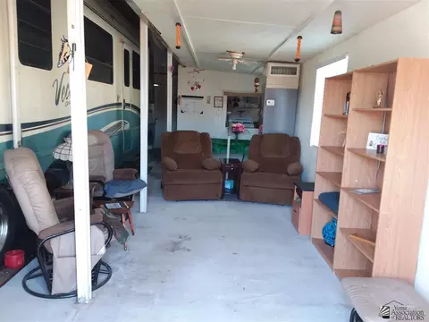 13758 E 50 St, Yuma, AZ 85367 photo 2