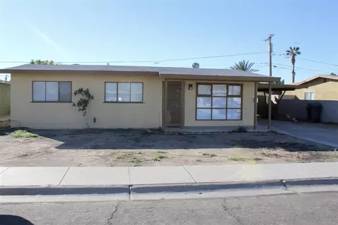 1321 E 25 St, Yuma, AZ 85365 photo 2