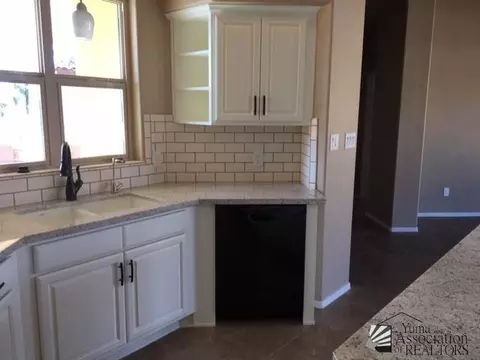 7844 E 37 St, Yuma, AZ 85365 photo 6