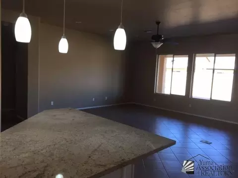 7844 E 37 St, Yuma, AZ 85365 photo 11