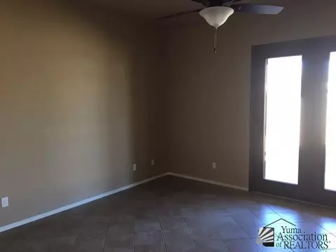 7844 E 37 St, Yuma, AZ 85365 photo 3