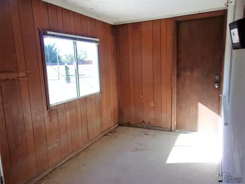 913 E 25 St, Yuma, AZ 85365 photo 7