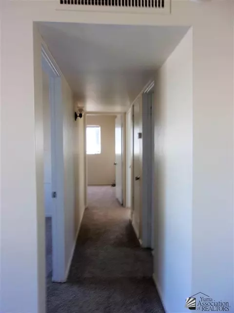913 E 25 St, Yuma, AZ 85365 photo 9