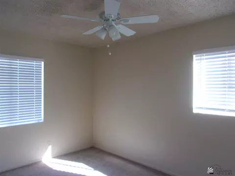 913 E 25 St, Yuma, AZ 85365 photo 13