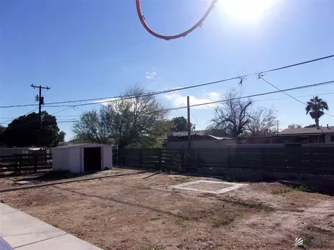 913 E 25 St, Yuma, AZ 85365 photo 15
