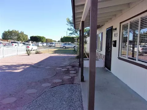913 E 25 St, Yuma, AZ 85365 photo 17