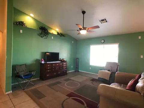 10196 E 37 St, Yuma, AZ 85365 photo 4