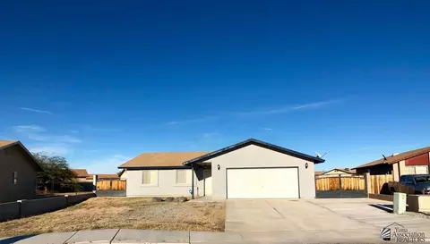 8718 E 38 Pl, Yuma, AZ 85365 photo 1