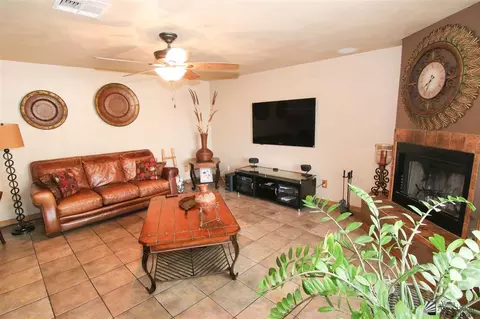 1599 E Windy Ln, Yuma, AZ 85365 photo 3
