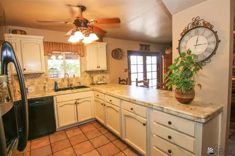 1599 E Windy Ln, Yuma, AZ 85365 photo 6