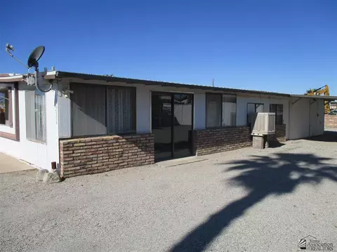 12334 E 37 St, Yuma, AZ 85367 photo 2