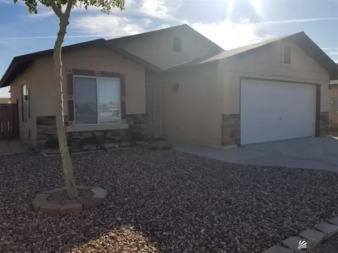 8951 E 38 Pl, Yuma, AZ 85365 photo 1