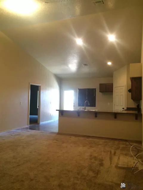 9237 E 31 Ln, Yuma, AZ 85365 photo 2