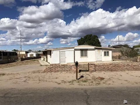 9346 E Saddle Dr, Yuma, AZ 85365 photo 1