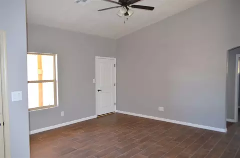 10203 E 37 Pl, Yuma, AZ 85365 photo 4