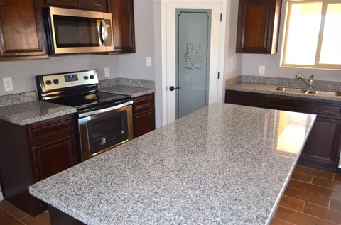 10203 E 37 Pl, Yuma, AZ 85365 photo 3