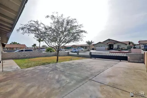 318 E St, San Luis, AZ 85349 photo 14