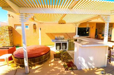 13527 E 55 Ln, Yuma, AZ 85367 photo 17