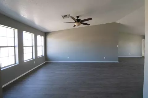 6089 E 43 St, Yuma, AZ 85365 photo 2