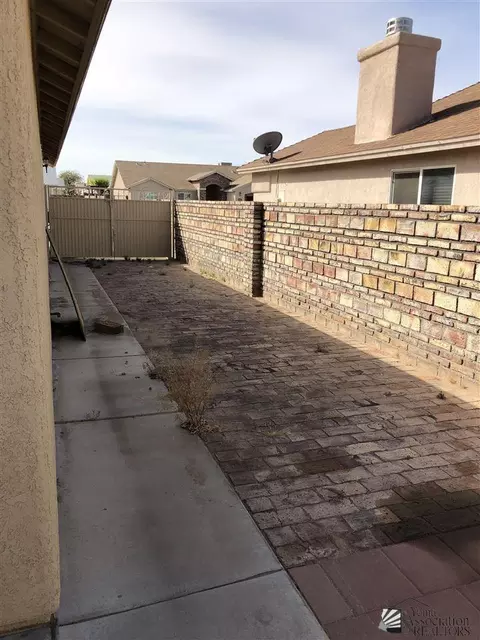 10422 E 37 St, Yuma, AZ 85365 photo 14