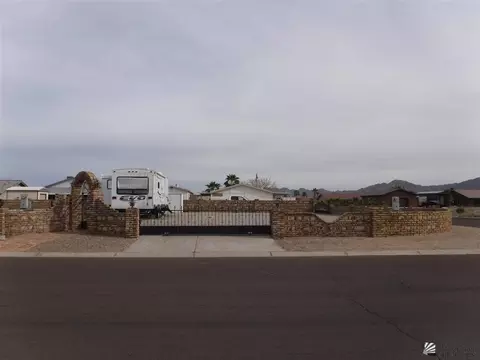 13890 E 50 Dr, Yuma, AZ 85367 photo 2