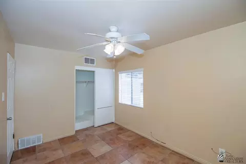 905 E 26 St, Yuma, AZ 85365 photo 9