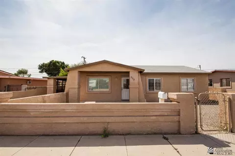 905 E 26 St, Yuma, AZ 85365 photo 1