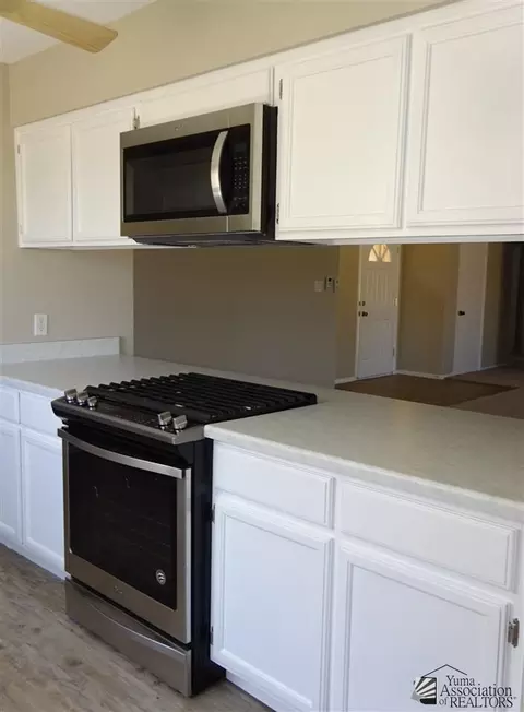11438 E 28 Pl, Yuma, AZ 85367 photo 9
