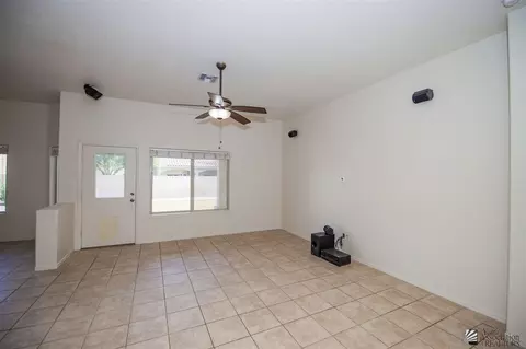 10776 E 39 St, Yuma, AZ 85365 photo 3