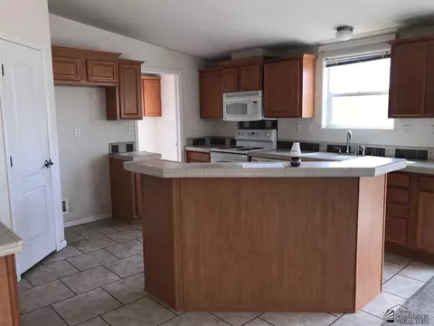 2216 E 14 Pl, Yuma, AZ 85365 photo 4