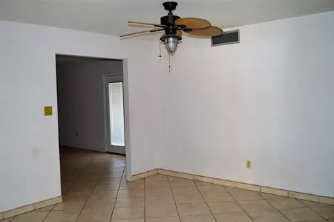 1421 E Kuns Ct, Yuma, AZ 85365 photo 6