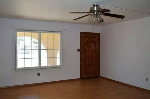 1421 E Kuns Ct, Yuma, AZ 85365 photo 5