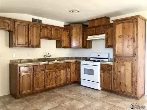 2033 E 25 St, Yuma, AZ 85365 photo 3